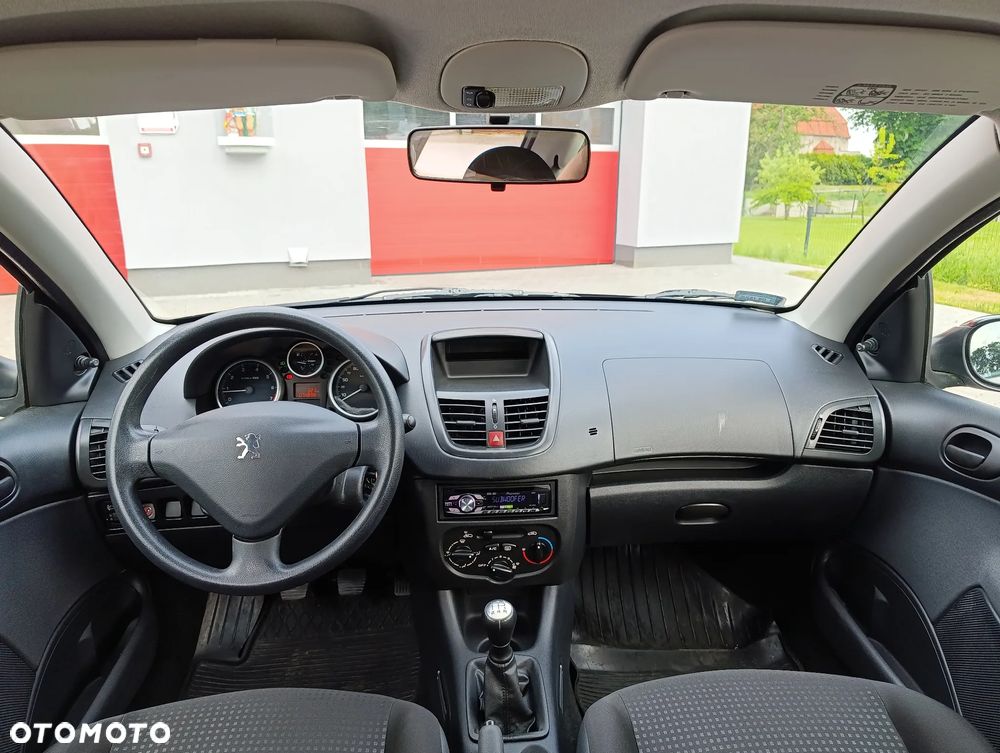 Peugeot 206 plus - 25