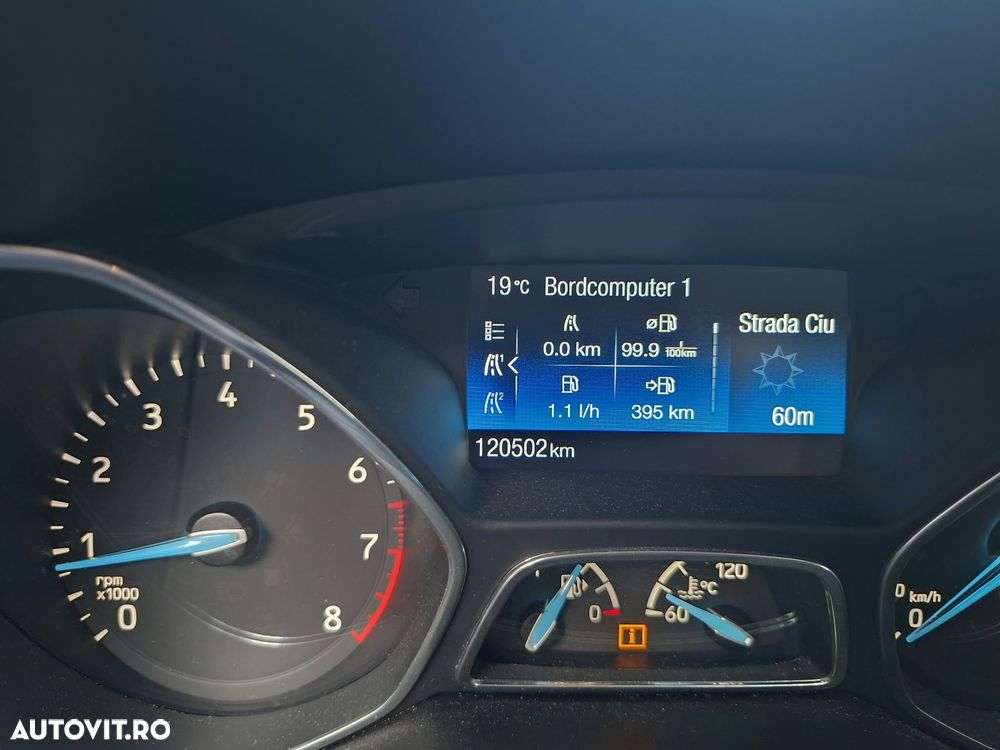 Ford Focus - 11