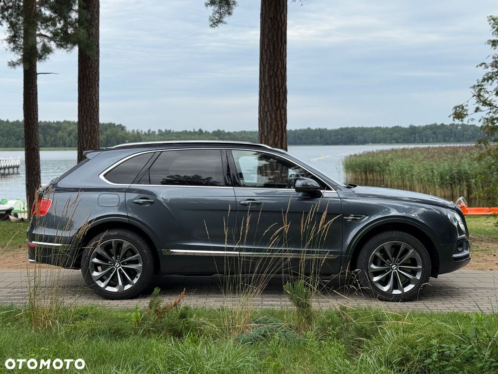 Bentley Bentayga W12 - 4