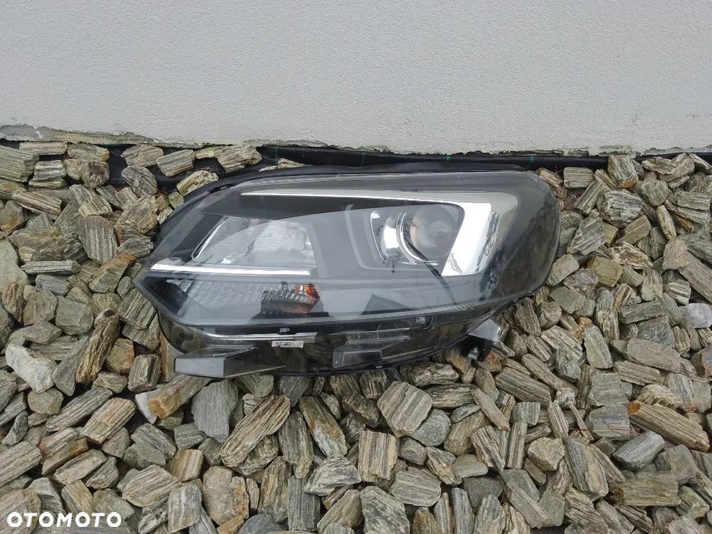 OPEL ZAFIRA LIFE D VIVARO C XENON LED 19- LEWA - 2