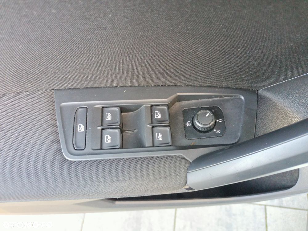 Volkswagen Tiguan - 19
