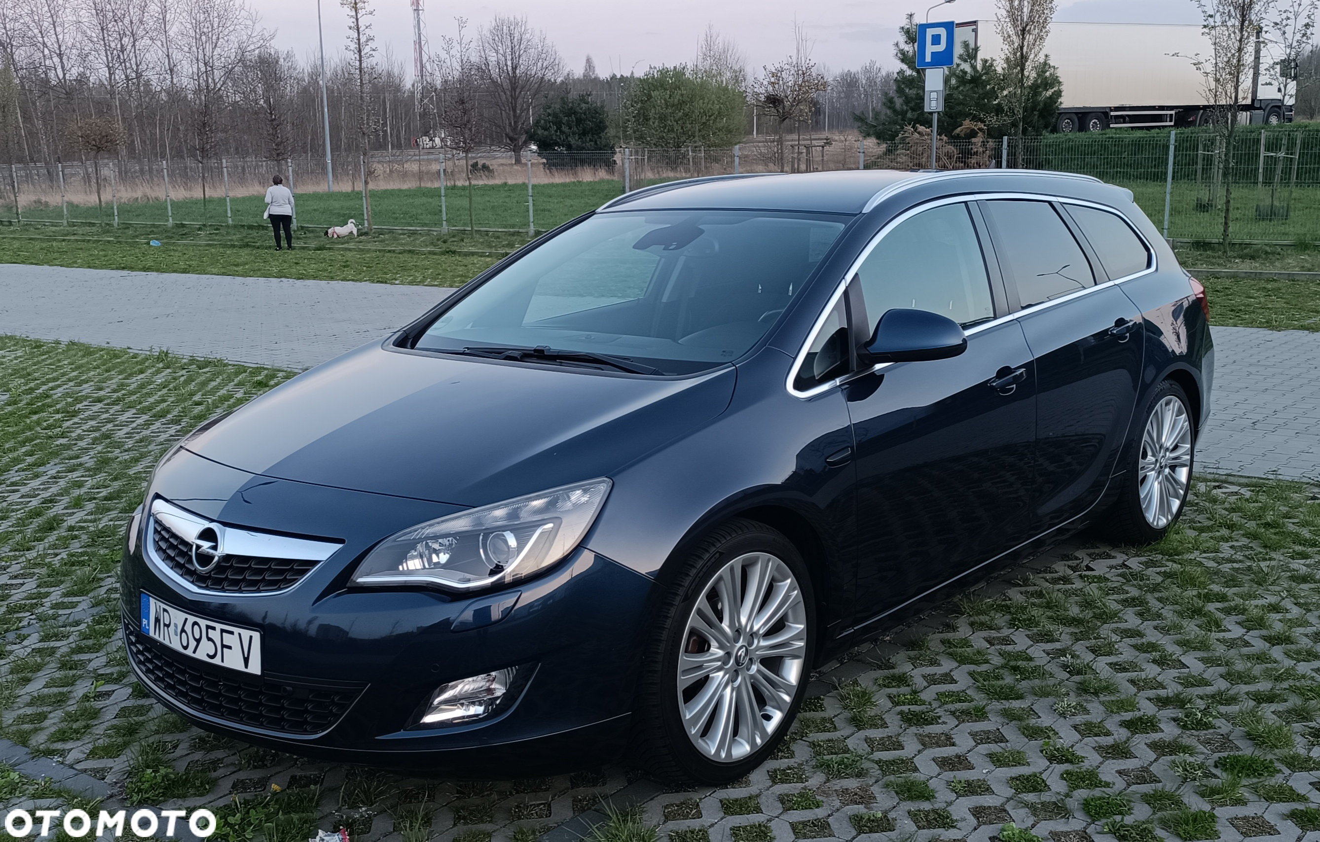 Opel Astra IV 1.4 T Sport - 2
