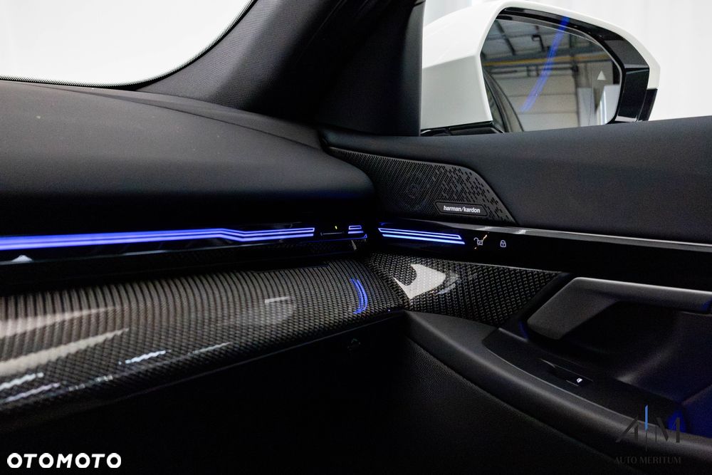 BMW Seria 5 520d xDrive Touring - 29