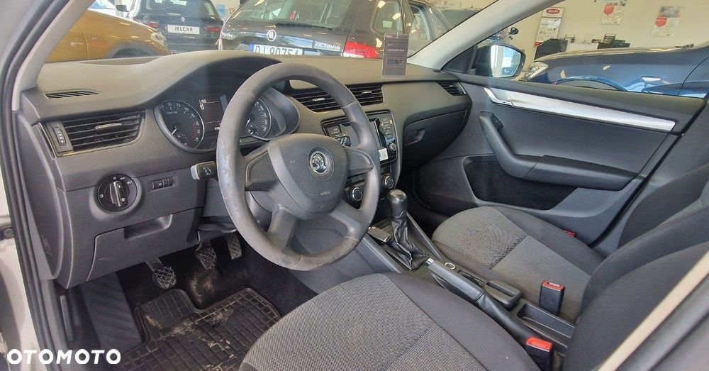 Skoda Octavia 1.6 TDI Edition - 19