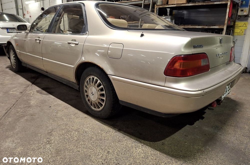 Honda Legend - 2