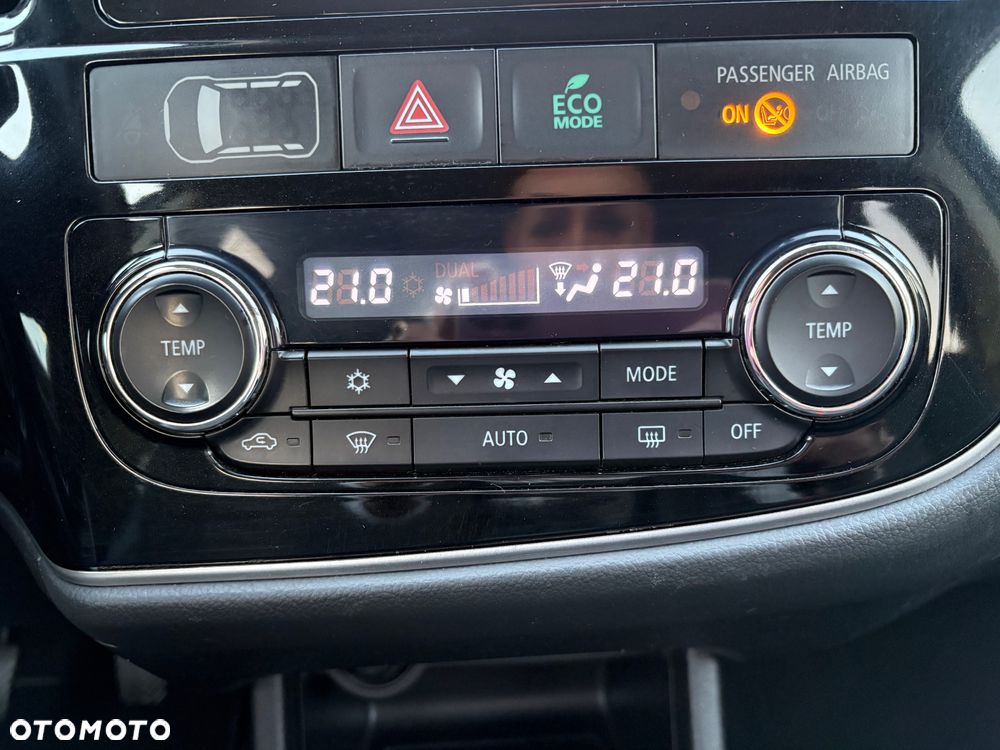 Mitsubishi Outlander 2.2 DID Intense + - 18