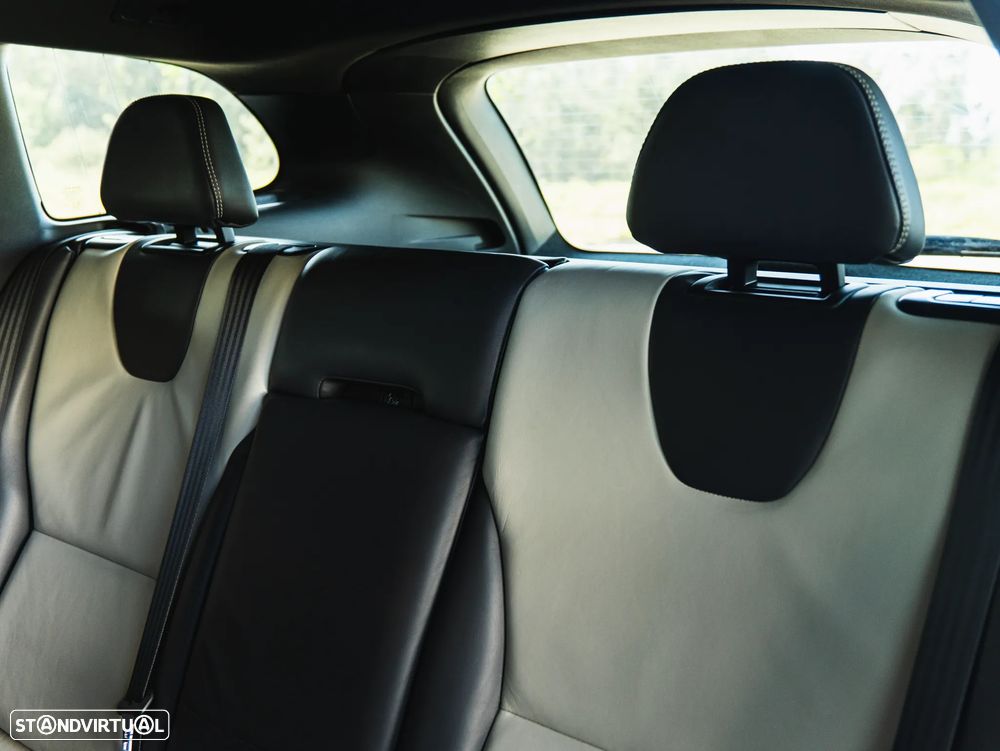 Volvo XC 60 D4 Geartronic Summum - 24