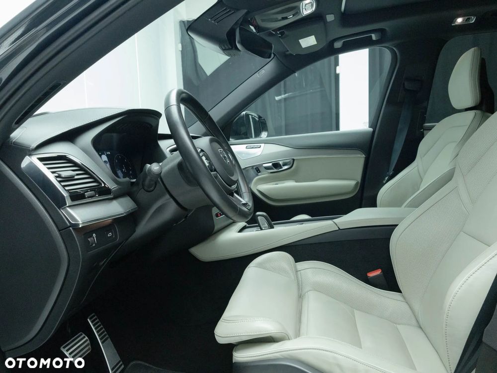 Volvo XC 90 - 19