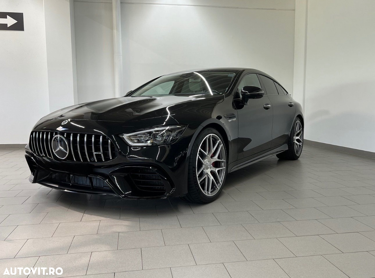 Mercedes-Benz AMG GT - 4