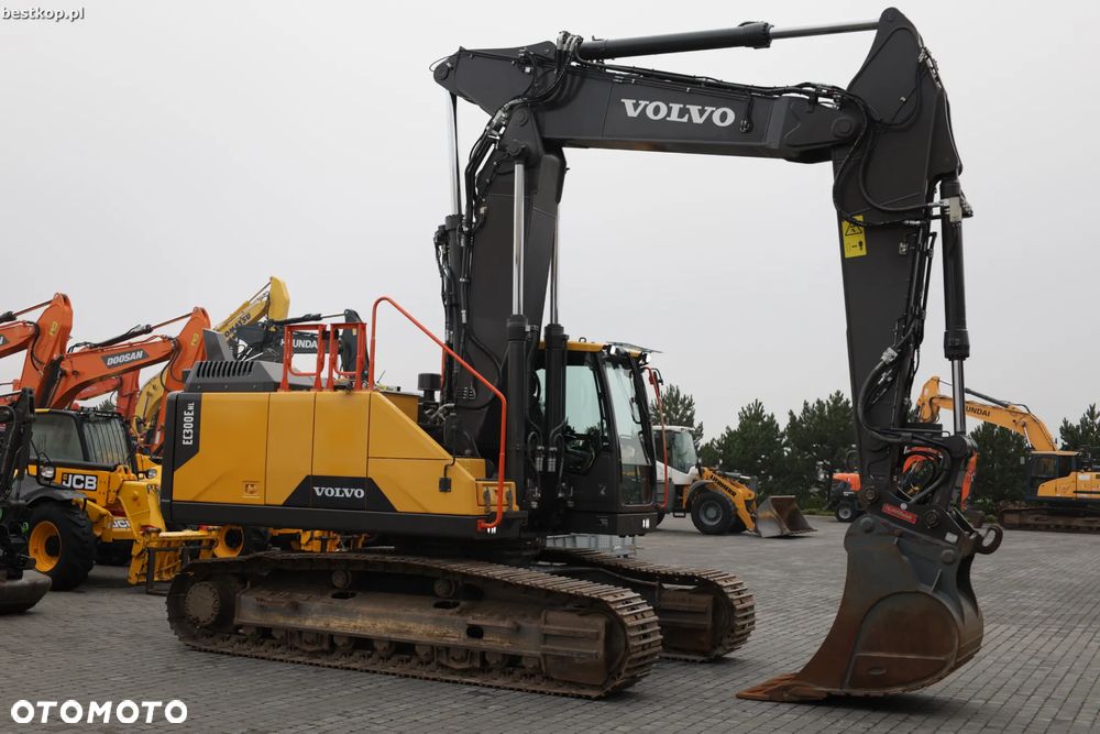 Volvo EC300E NL - 12