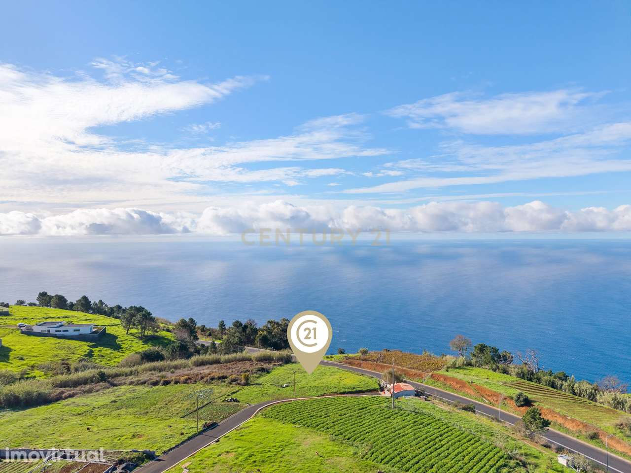Terreno Rústico com Vista Mar em Calheta, Madeira - Grande imagem: 2/9