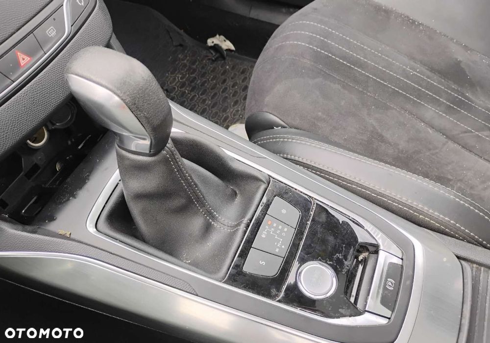 Peugeot 308 - 17