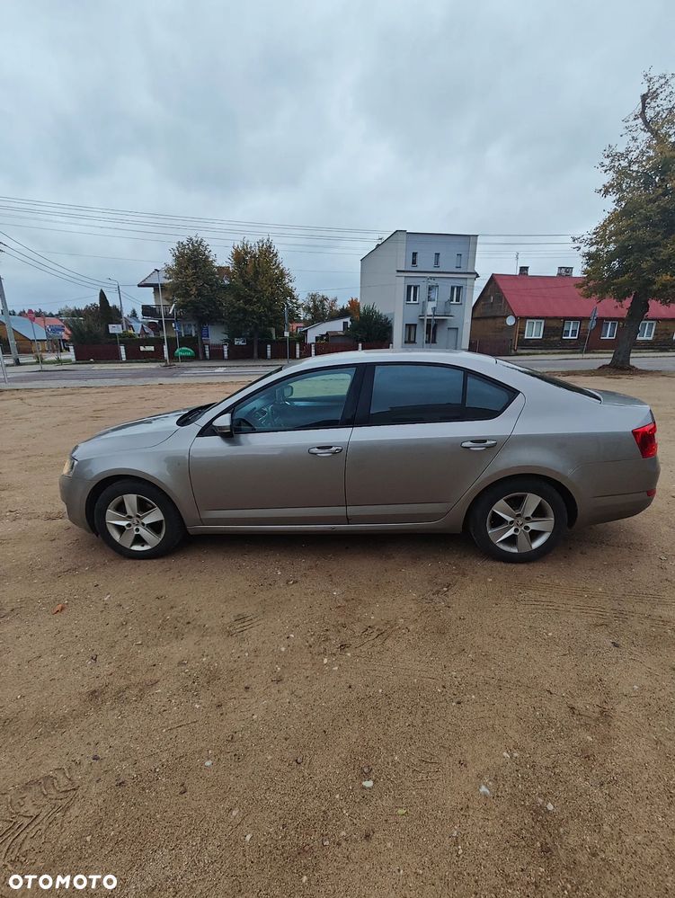 Skoda Octavia 1.4 TSI Ambition - 6