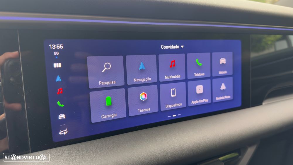 Porsche Macan Electric 4 - 17