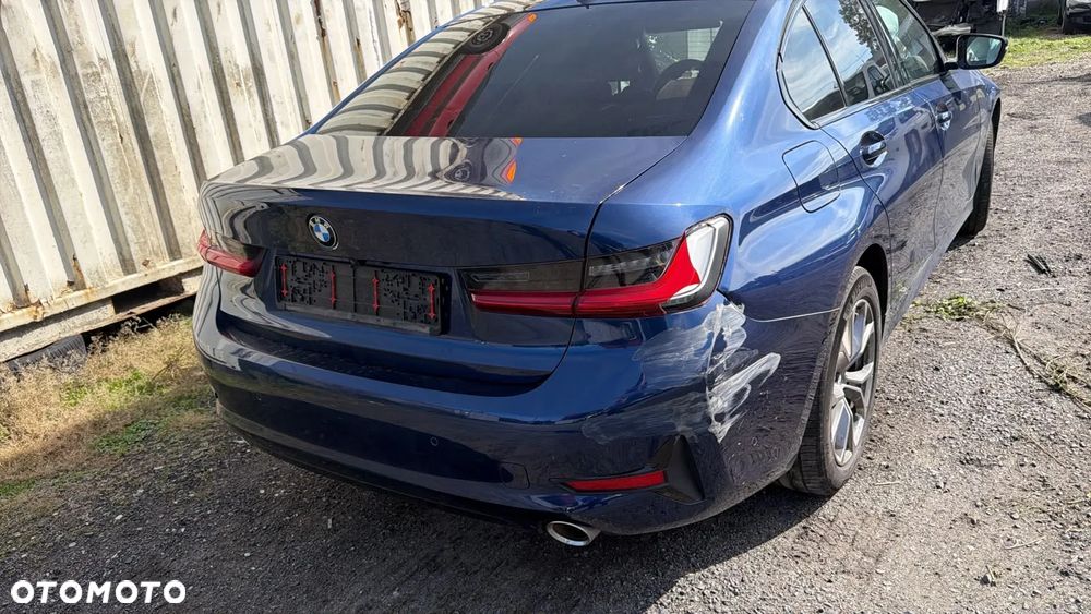 BMW Seria 3 320d Luxury Line - 31