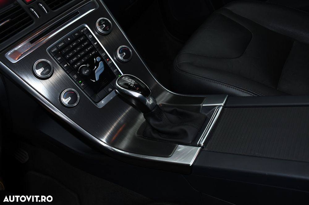 Volvo XC 60 - 19
