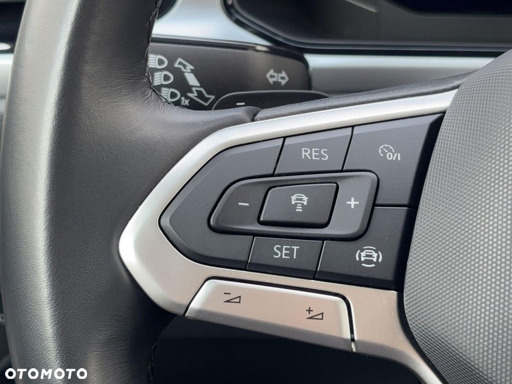 Volkswagen T-Roc 1.5 TSI Life DSG - 14