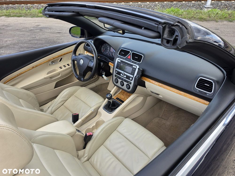 Volkswagen Eos - 12