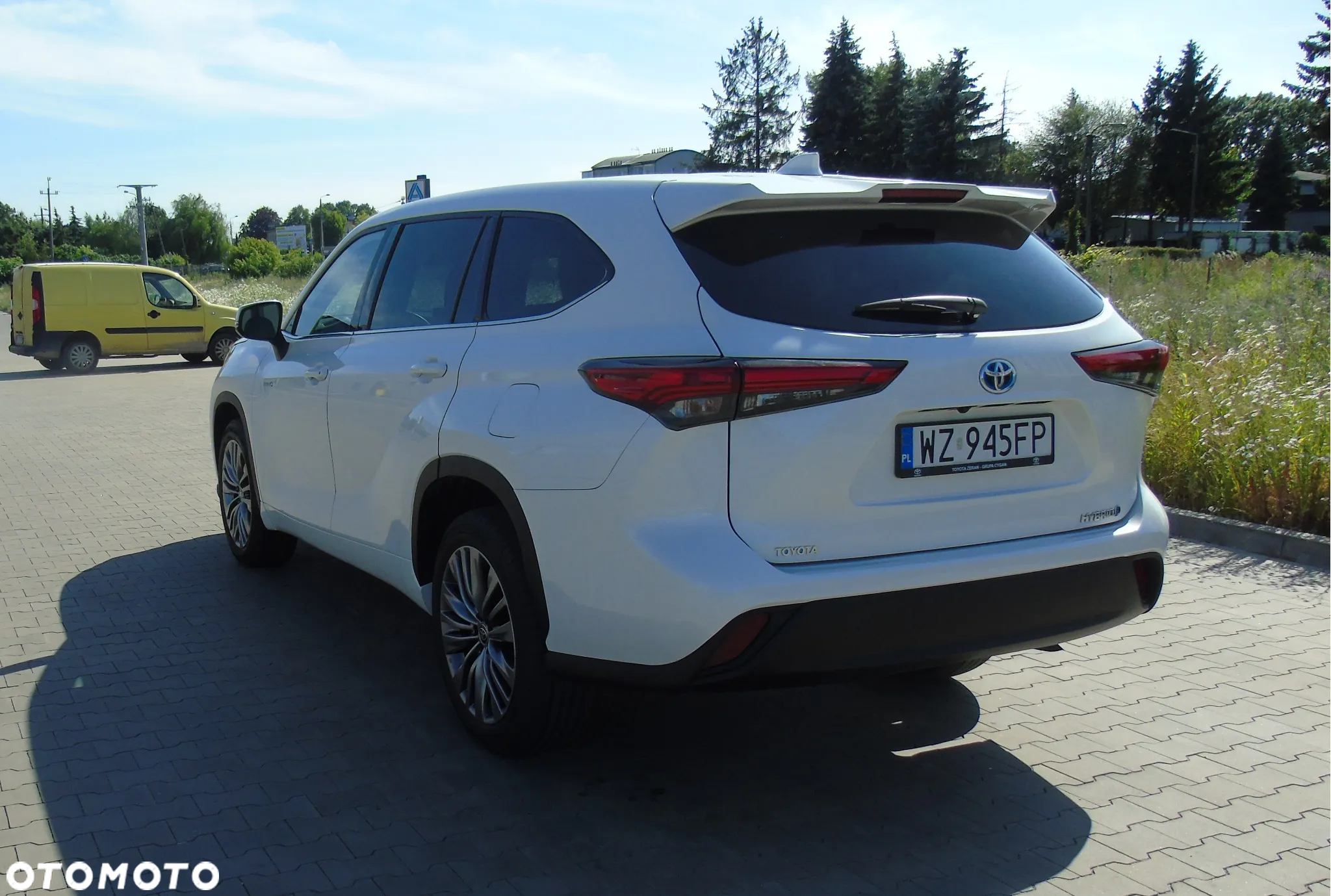 Toyota Highlander 2.5 Hybrid Comfort - 4