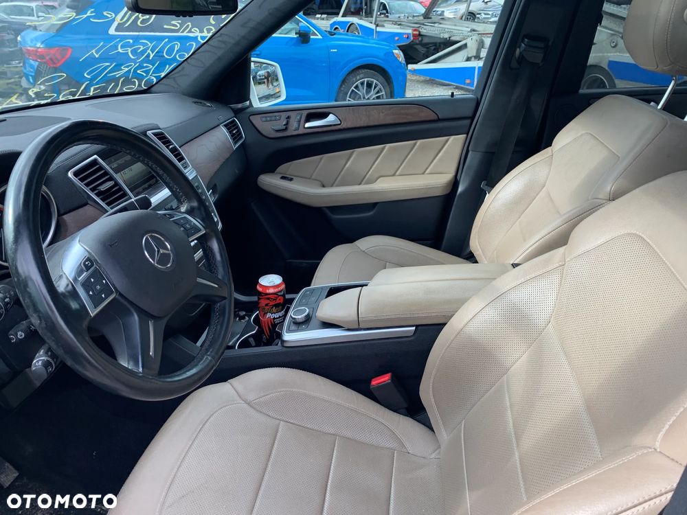 Mercedes-Benz GL 350 BlueTec 4-Matic - 20