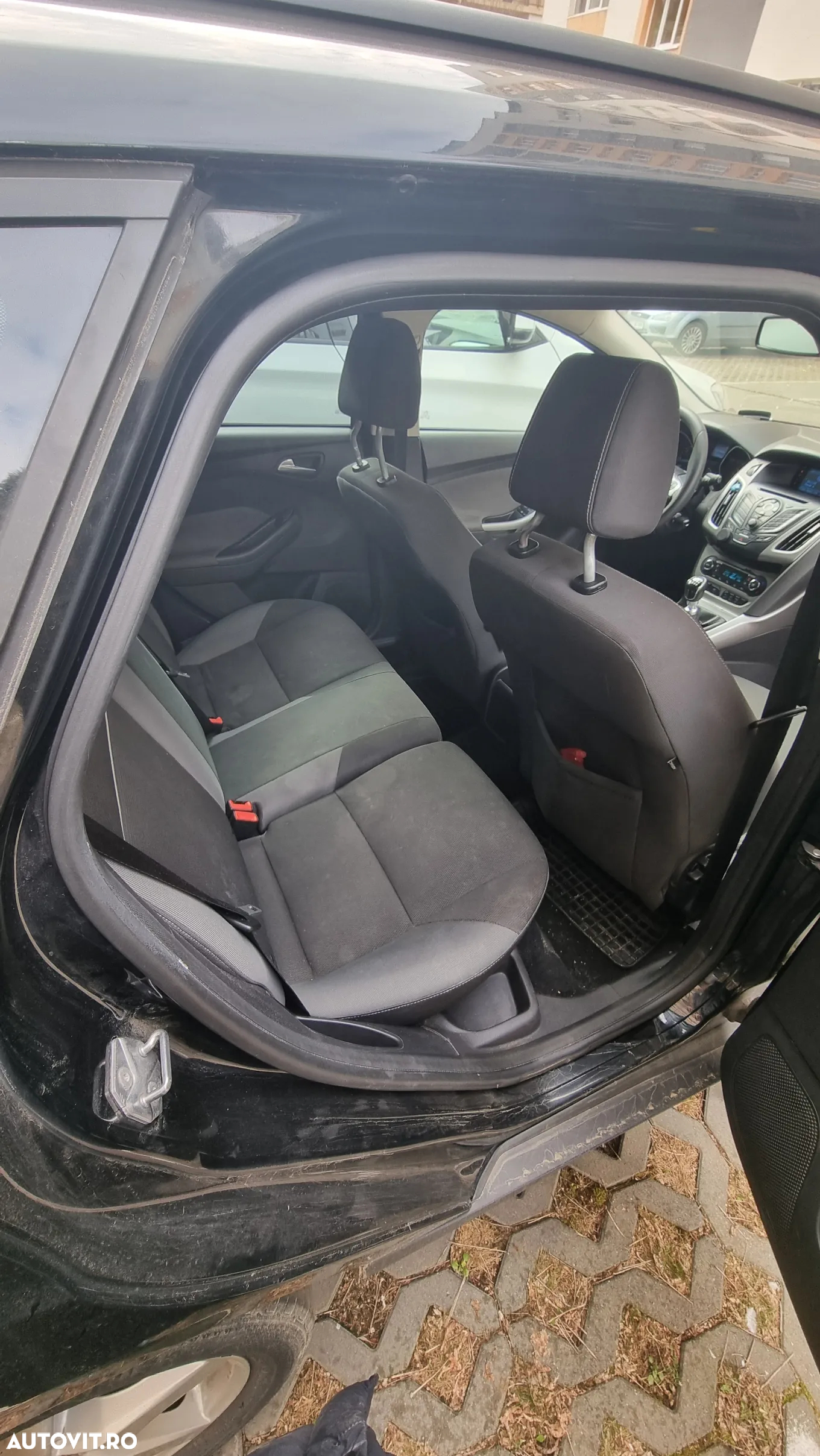 Ford Focus 1.6 TDCi DPF Titanium - 7
