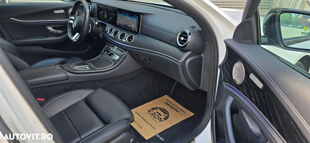 Mercedes-Benz E 300 4Matic 9G-TRONIC AMG Line - 11