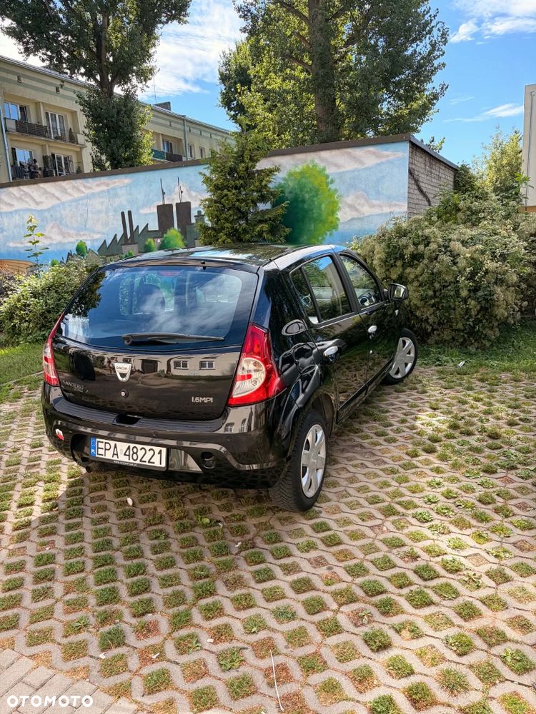 Dacia Sandero - 1