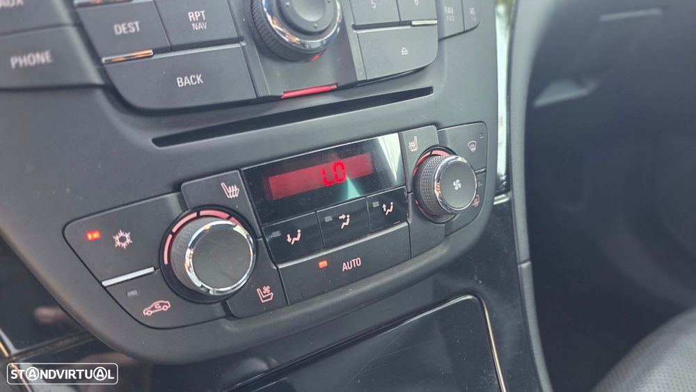 Opel Insignia Sports Tourer 2.0 CDTi Cosmo ecoFLEX - 24