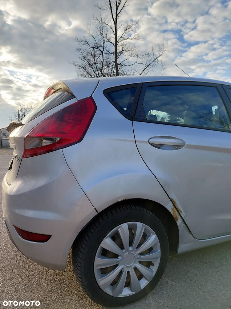 Ford Fiesta 1.6 TDCi Trend - 13