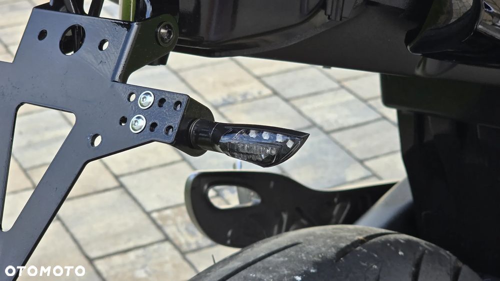Suzuki Gladius - 23