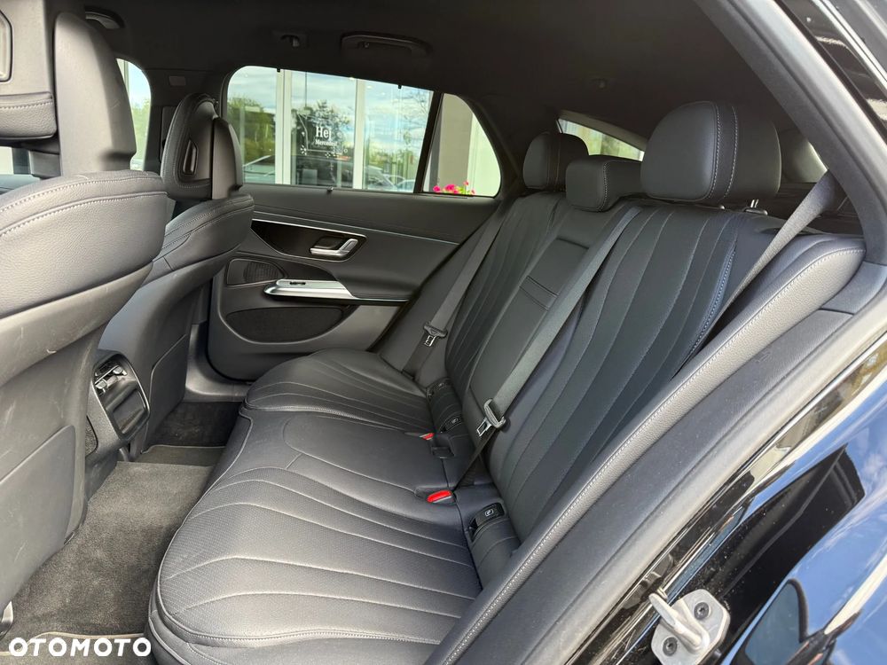 Mercedes-Benz Klasa E 300 de PHEV 4-Matic All-Terrain Avantgarde 9G-Tronic - 10