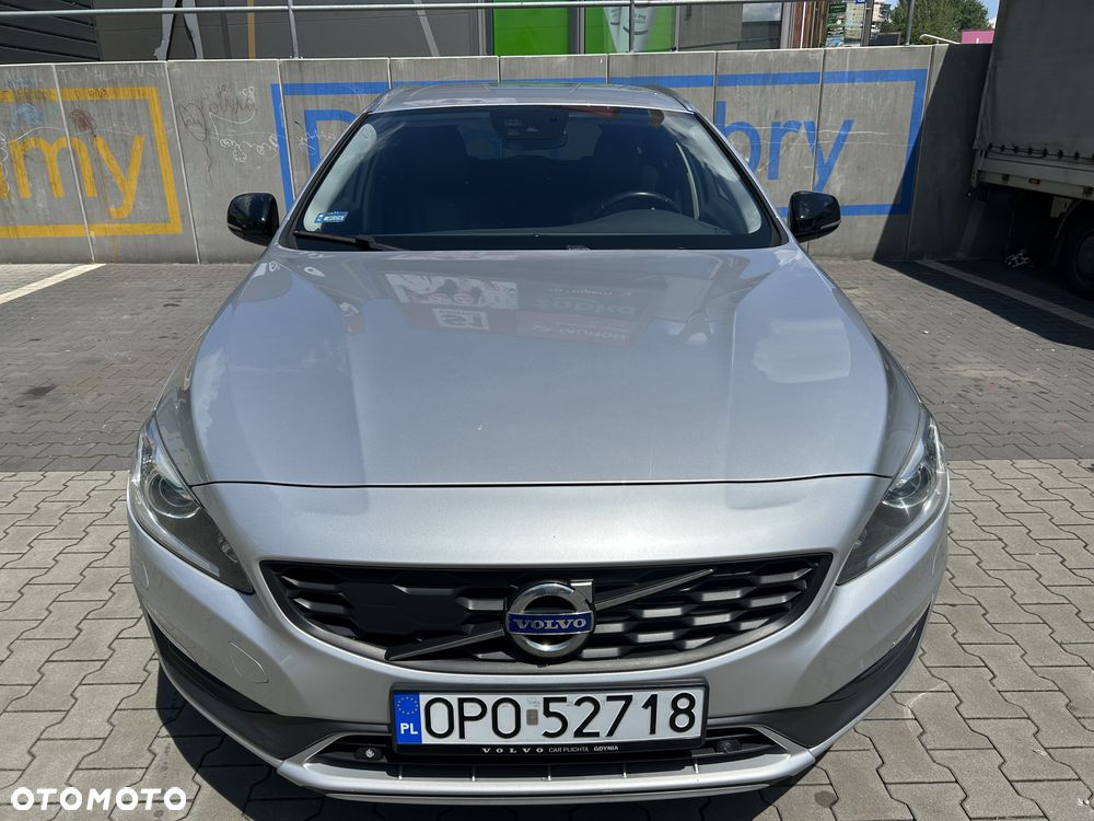 Volvo V60 Cross Country - 2