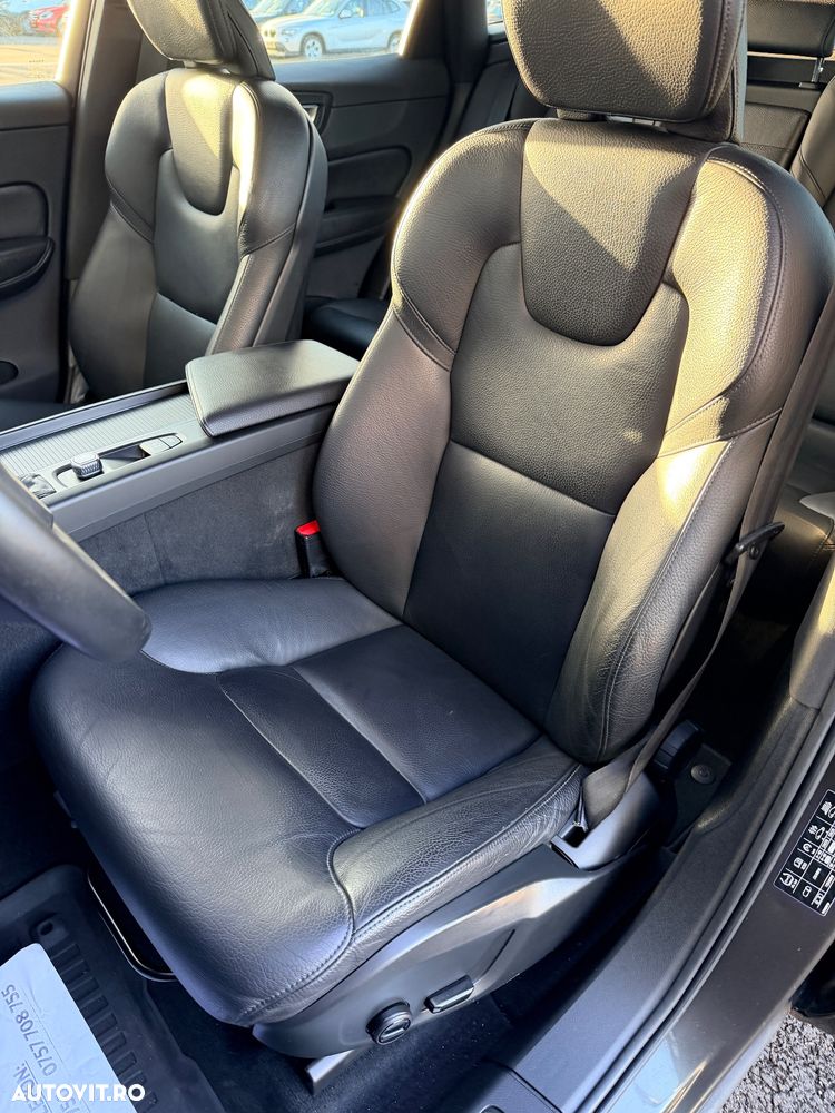 Volvo XC 60 D4 Geartronic Momentum Pro - 11