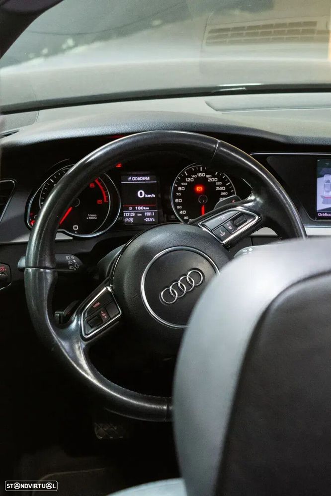 Audi A5 Cabrio 2.0 TDi Multitronic S-line - 23