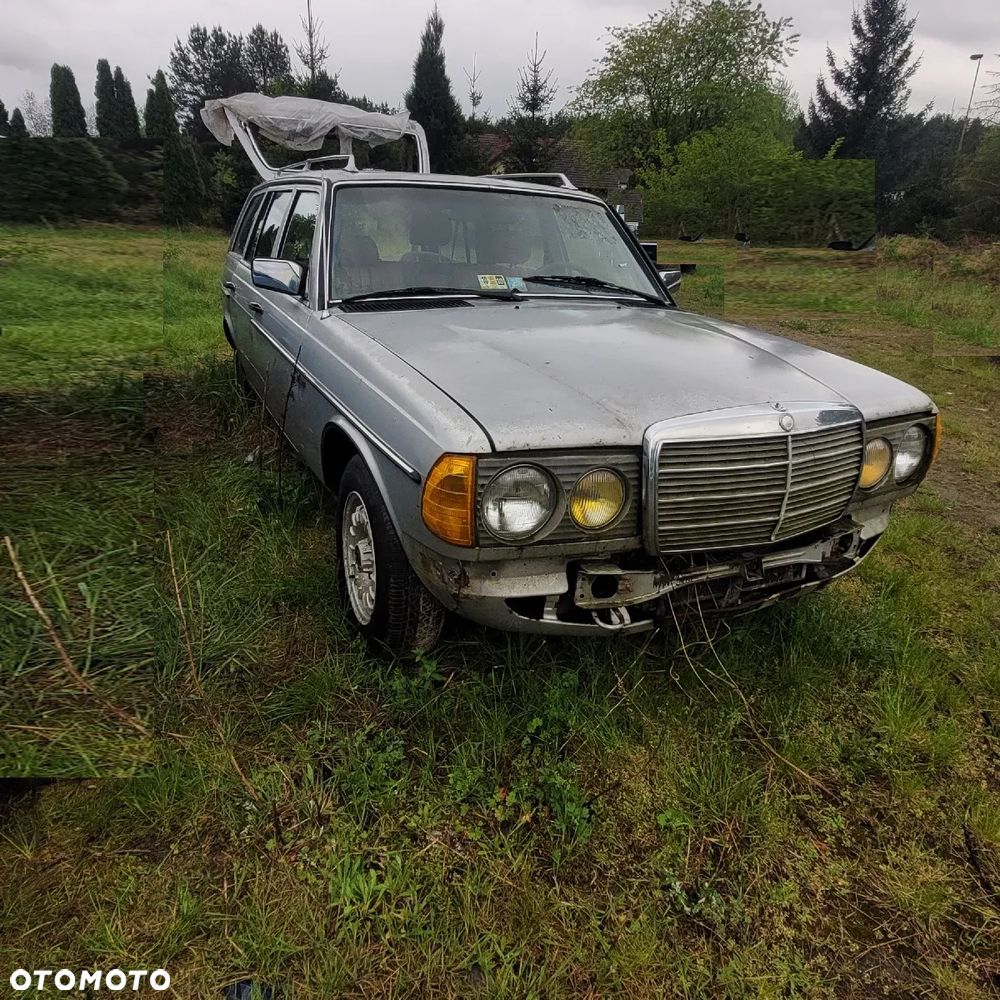 Mercedes-Benz W123 - 1
