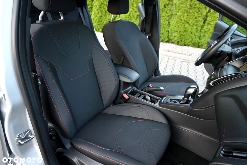 Ford Focus 1.5 EcoBoost ST-Line - 38