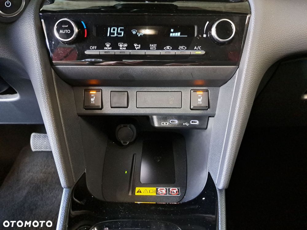 Toyota Yaris Cross Hybrid 1.5 Style - 24