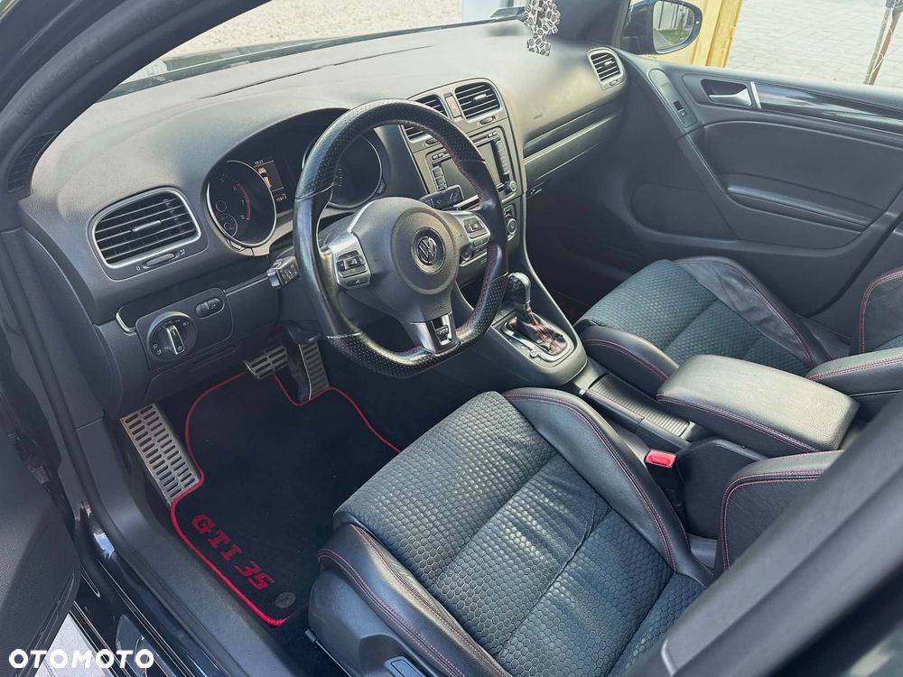 Volkswagen Golf 2.0 GTI DSG Edition 35 - 17