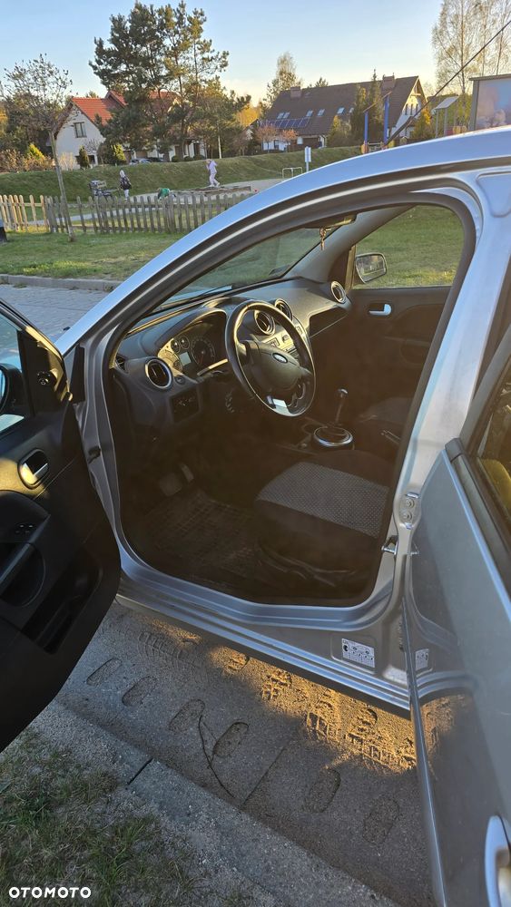 Ford Fiesta 1.4 Durashift-EST Trend - 14