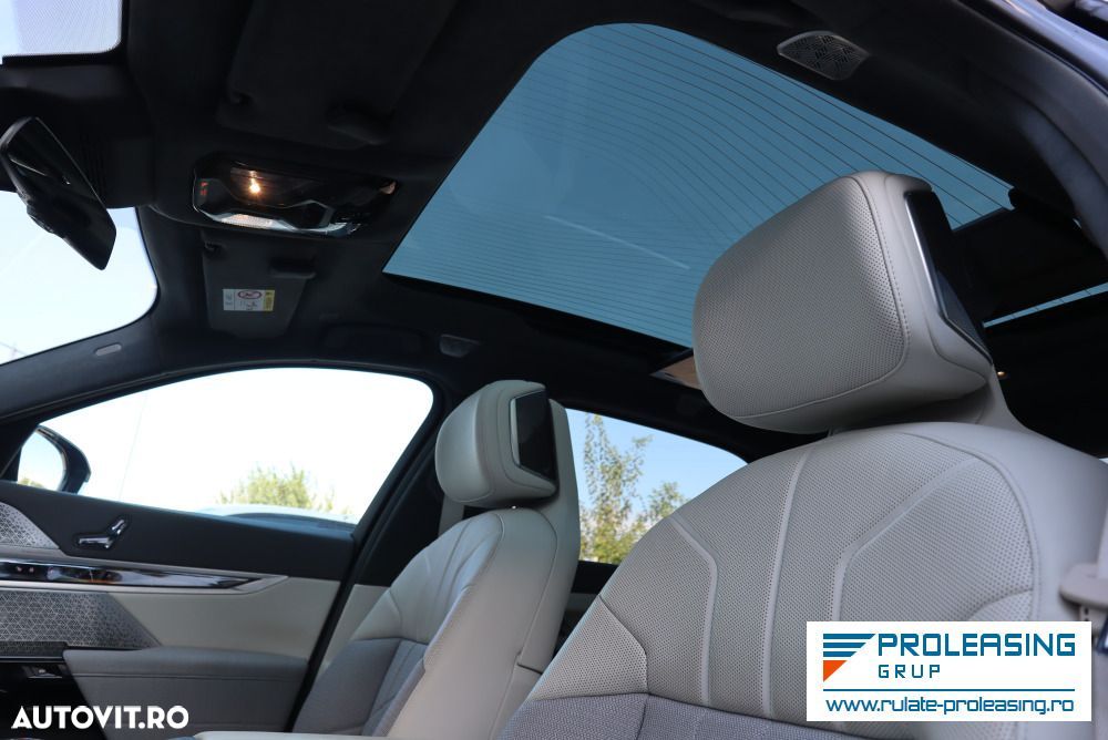 BMW i7 M70 xDrive - 11