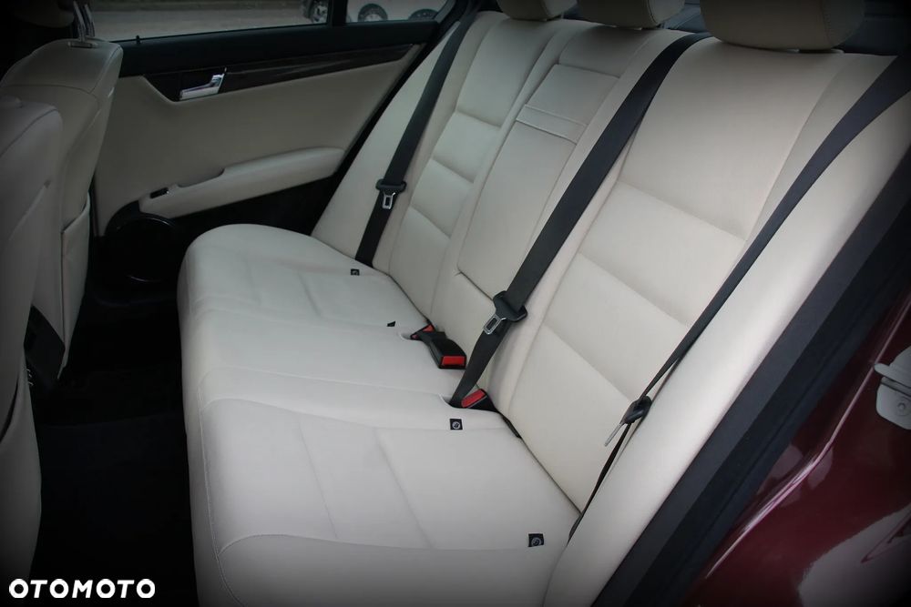 Mercedes-Benz Klasa C 280 7G-TRONIC Avantgarde - 14