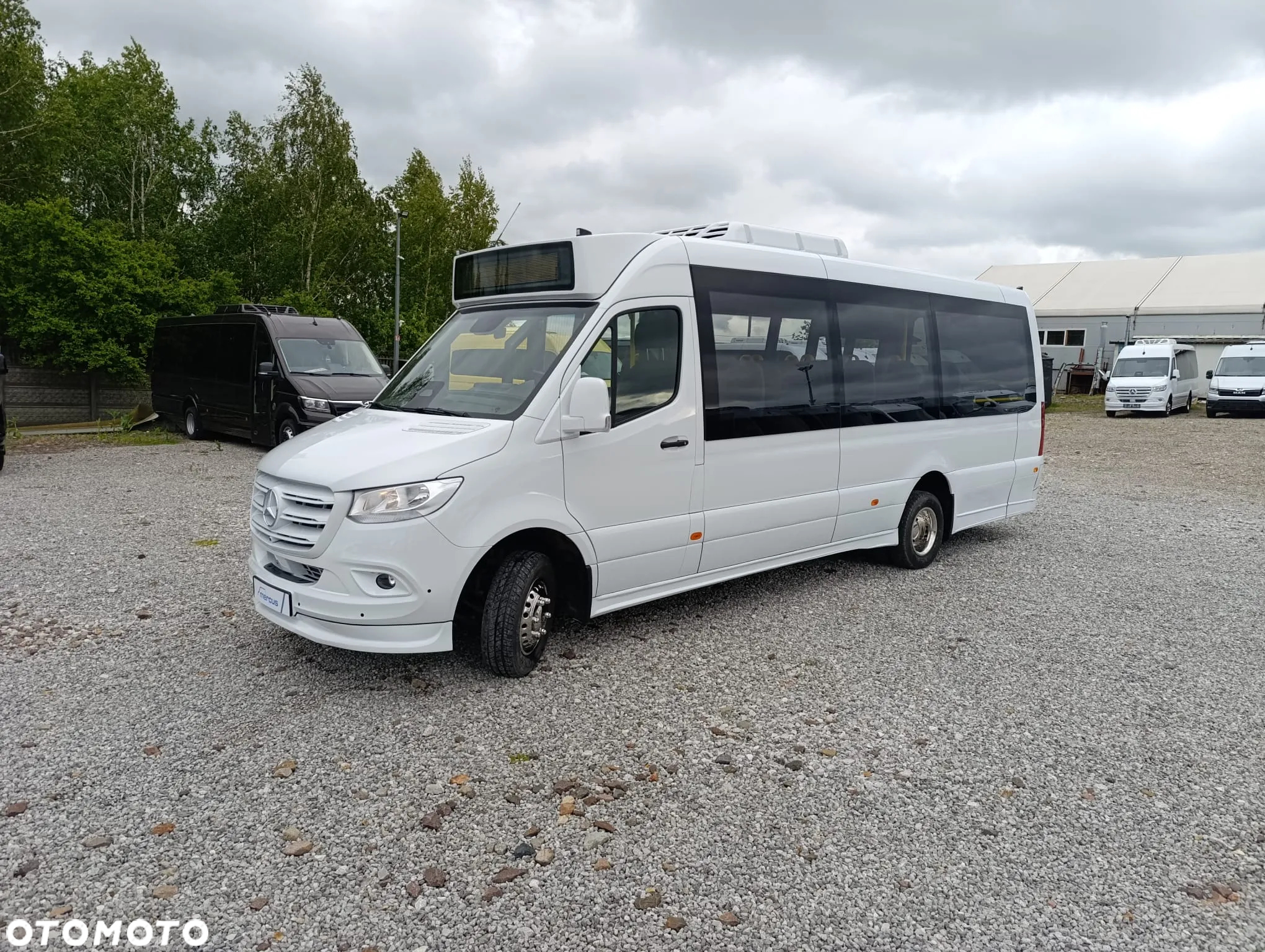 Mercedes-Benz Sprinter 517 - 11