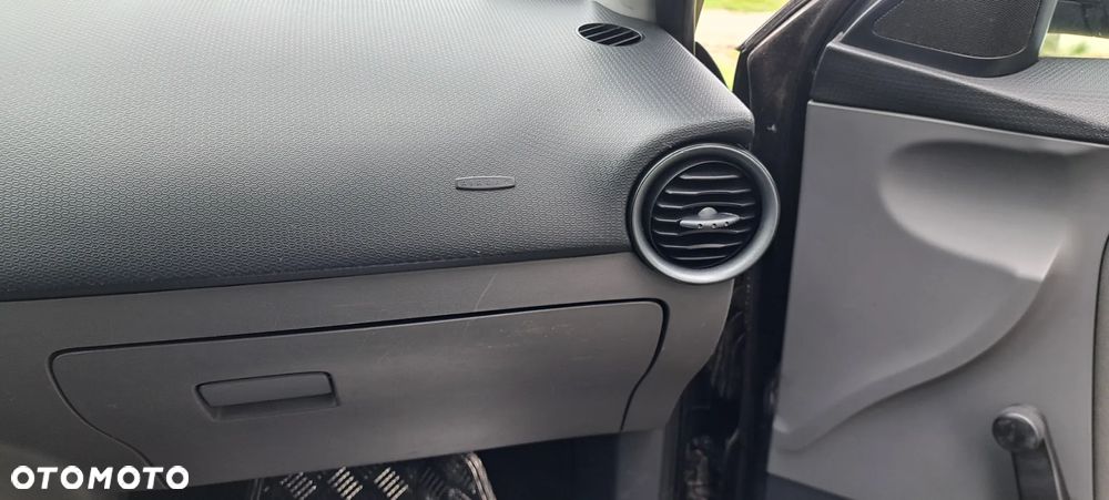 Seat Ibiza - 11