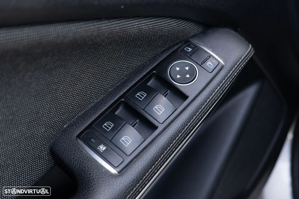 Mercedes-Benz A 180 CDI (BlueEFFICIENCY) Urban - 13