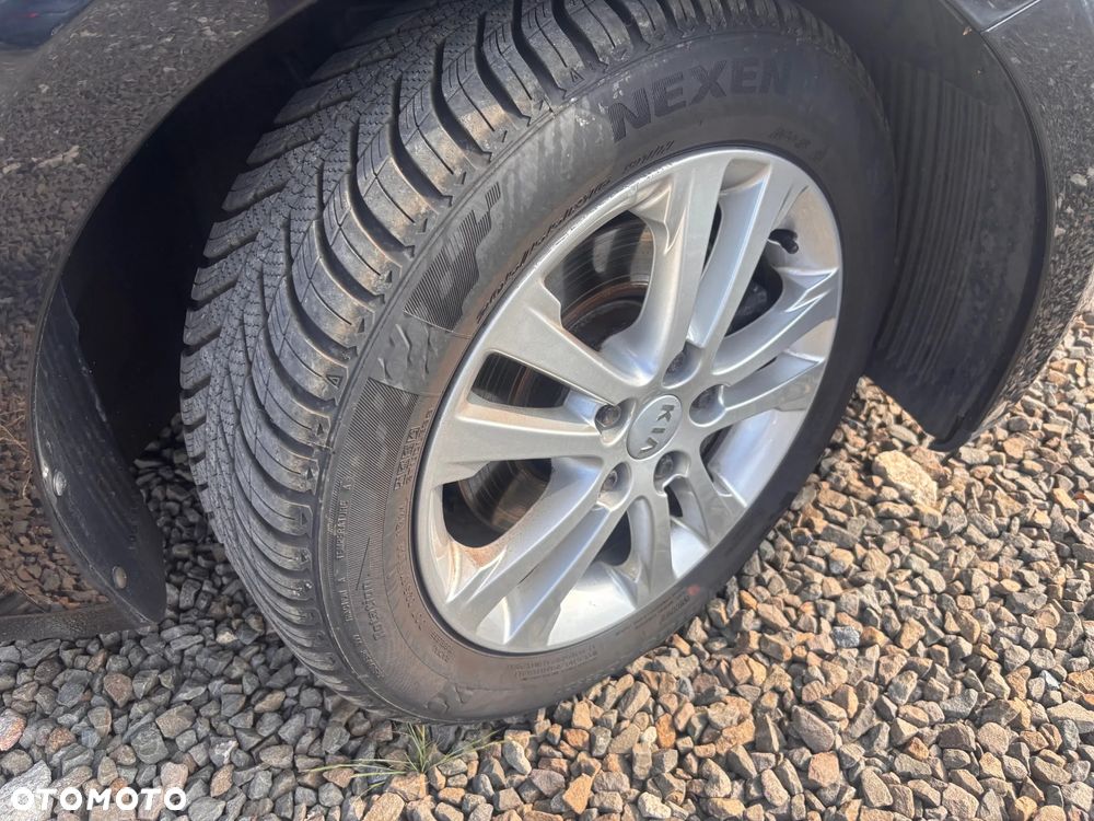 Kia Ceed 1.6 GDI Fifa World Cup Edition - 13