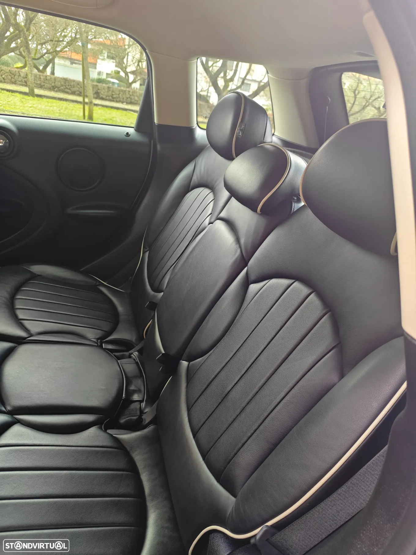 MINI Countryman One D - 17