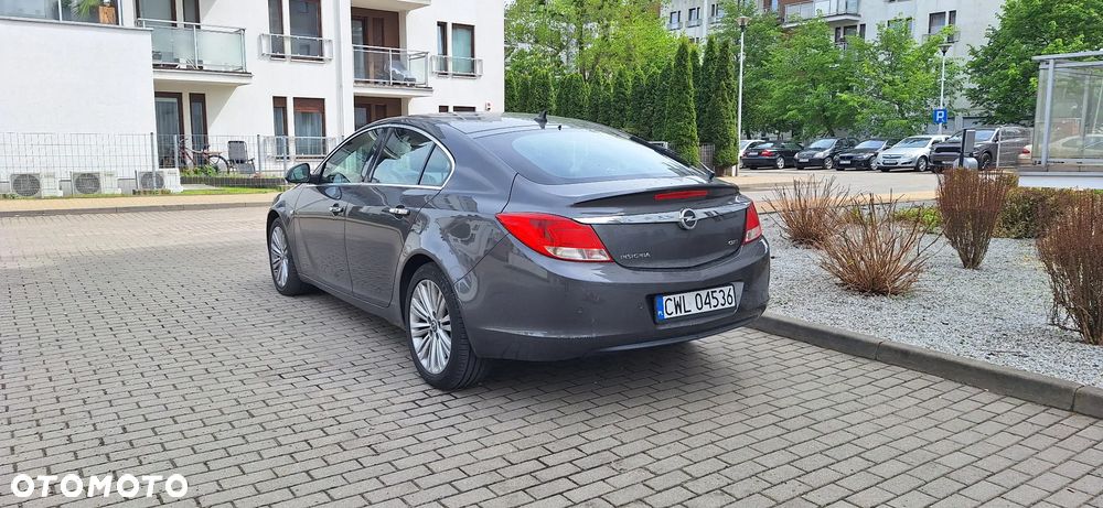 Opel Insignia 2.0 CDTI Cosmo - 9