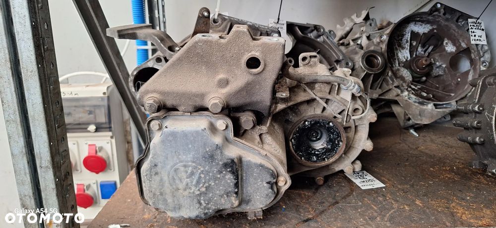 Golf 5 leon 2 octavia 2 1.9 TDI JCR Skrzynia 5 Biegów - 3