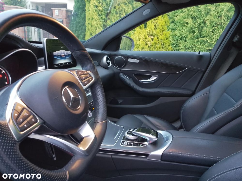 Mercedes-Benz Klasa C 200 4-Matic 7G-TRONIC - 17