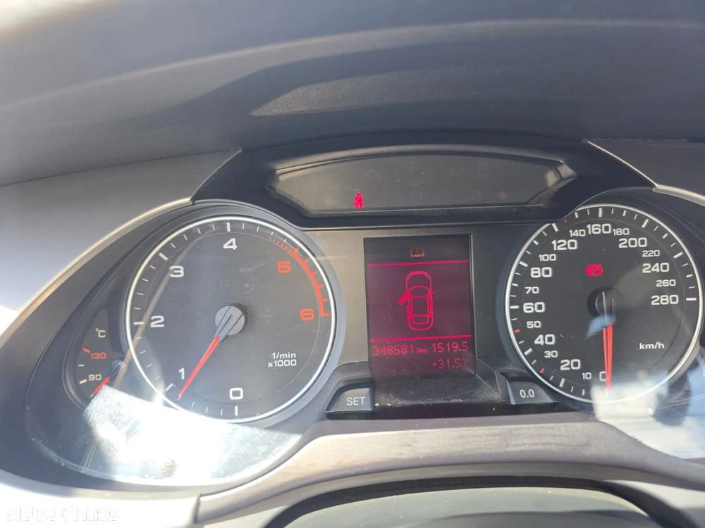 Audi A4 2.0 TDI B8 - 13